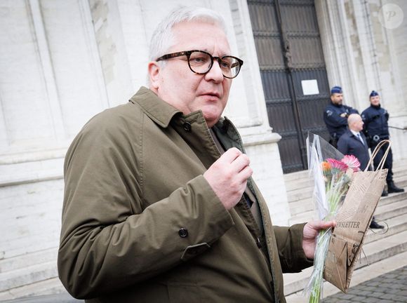 Le Prince Laurent de Belgique répond aux questions après la messe Te Deum, à l'occasion de la fête du Roi, à la Cathédrale Saints Michel et Gudule (Sint-Michiels- en Sint-Goedelekathedraal), à Bruxelles, vendredi 15 novembre 2024. © ABACA