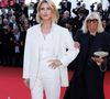 Elle portait un total look boyish blanc.
Alice Taglioni, Isabelle Brulier - Montée des marches du film " Histoires de la nuit " lors du 79ème Festival International du Film de Cannes, le 21 mai 2026. © Jacovides-Moreau / Bestimage