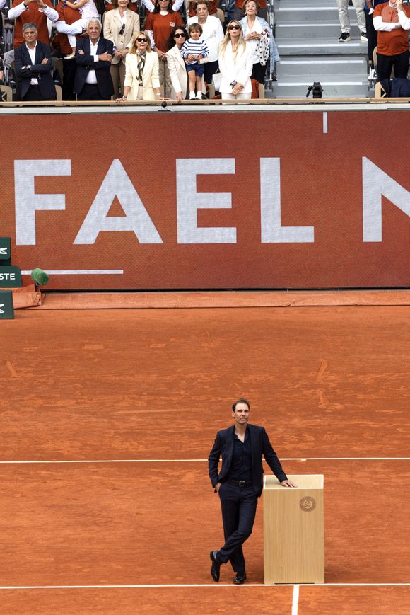 Cérémonie d'hommage pour Rafael Nadal le 25 mai 2025. © Cyril Moreau-Dominique Jacovides / Bestimage
