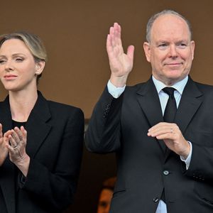 La princesse Charlene de Monaco et le prince Albert II de Monaco ont assisté à la finale de la 13eme éditon du Tournoi Saint Devote de rugby au Stade Louis II de Monaco, le 26 avril 2025. © Bruno Bebert / Bestimage