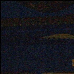 L'acteur français Roger Hanin et une amie assistent au concert de Regine aux Folies Bergères à Paris-France le 12 mai 2004. Photo par FX Lamperti/ABACA.