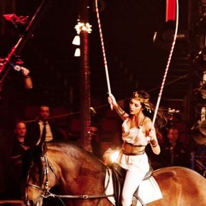 Petite, Nolwenn Leroy était inscrite dans un club d'équitation, en Bretagne.

Exclusif - Nolwenn Leroy à cheval lors du 50ème Gala de l'Union des Artistes, le 20 novembre 2011 au Cirque Alexis Gruss.
Yann Orhan / BestImage