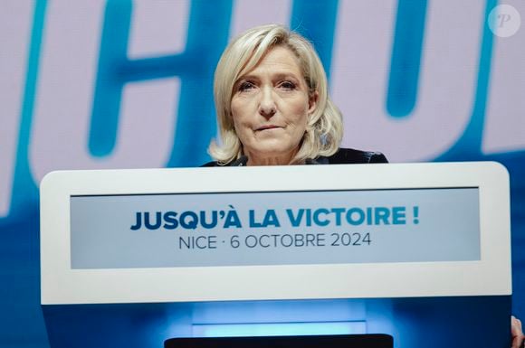 Marine Le Pen, Présidente du groupe Rassemblement National à l'Assemblée nationale - Meeting du RN (Rassemblement National) au Palais Nikaia à Nice le 6 octobre 2024. © Fred Dides/Panoramic/Bestimage