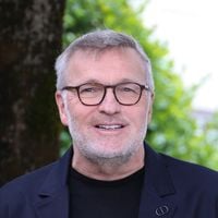 Laurent Ruquier : Ce célèbre humoriste affirme avoir été "écarté progressivement" de l’émission des Grosses Têtes