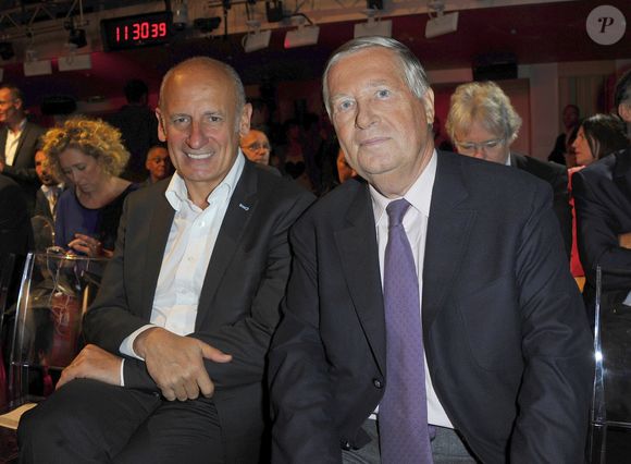 Jean-Michel Apathie et Alain Duhamel en conférence de presse de rentrée RTL le 6 septembre 2012. Photo par AGENCE / BESTIMAGE