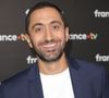Selon "Le Parisien", il souffre d'une double fracture à la cheville suite à une chute lors d'une épreuve.
Jimmy Mohamed au photocall de la conférence de presse de rentrée de France Télévisions à Paris, le 4 septembre 2024.
Photo : Coadic Guirec / Bestimage
