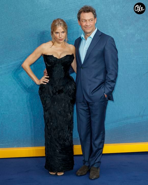 Sienna Miller et Dominic West assistent à l'avant-première mondiale de "War" avec sa fille Marlowe le 16 septembre 2026 à Londres, en Angleterre. ©2026