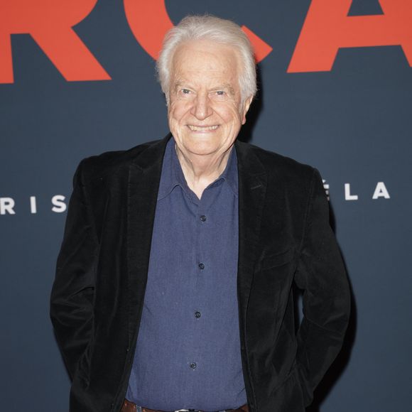 Mais leur idylle s’est brusquement interrompue lorsqu’elle croise la route d'André Dussollier...

André Dussollier - Première du film "Mercato" au cinéma "Le Grand Rex" à Paris, le 17 février 2025.
© Guirec Coadic/Bestimage