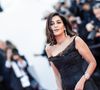 Sur le tapis rouge pour la cérémonie d'ouverture, elle portait une robe noire vintage Guy Laroche datant de 2002.

Leïla Bekhti (Bijoux Chaumet) - Montée des marches du film " La vénus électrique " pour la cérémonie d'ouverture du 79ème Festival International du Film de Cannes, le 12 mai 2026. © Jacovides-Moreau /Bestimage