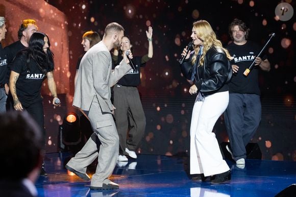 Photo : Exclusif - Santa, Matt Pokora et les amis de Santa pour les  surprises lors de l'enregistrement de l'émission "La Boîte à secrets",  présentée par Faustine Bollaert et diffusée le 17
