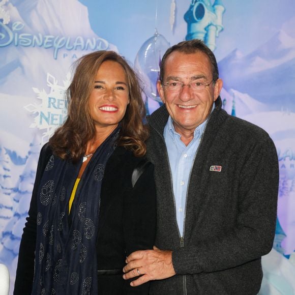 Jean-Pierre Pernaut et son épouse Nathalie Marquay assistent à la journée d'ouverture de la saison de Noël à Disneyland Resort Paris à Marne-La-Vallée, France, le 09 novembre 2013. Photo par Jerome Domine/ABACAPRESS.COM