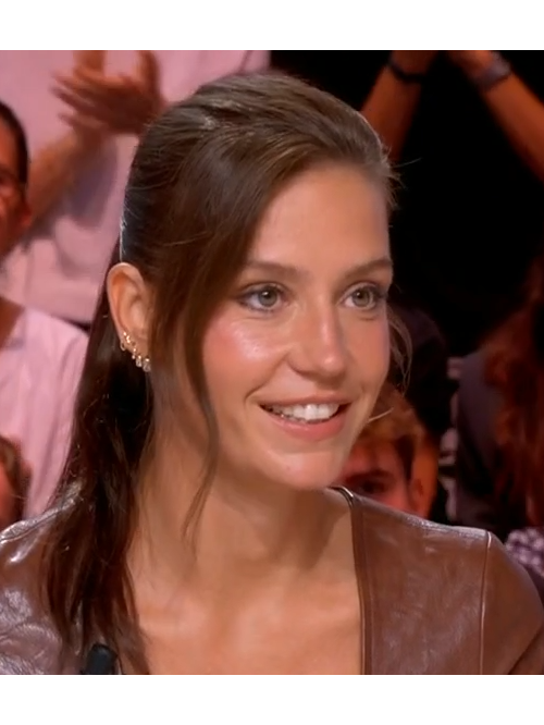 "Il m'a porté chance" : Adèle Exarchopoulos raconte comment Ismaël, le fils qu'elle a eu avec un rappeur, a assuré son avenir au cinéma