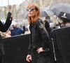 Cette apparition a mis en avant sa forte ressemblance avec sa mère.

Lolita Chammah assiste au défilé Patou Automne/Hiver 2026-2027 dans le cadre de la semaine de la mode à Paris le 25 janvier 2026 à Paris, France.
Lucia Sabatelli

UTILISATION ÉDITORIALE UNIQUEMENT
© Lucia Sabatelli / Bestimage