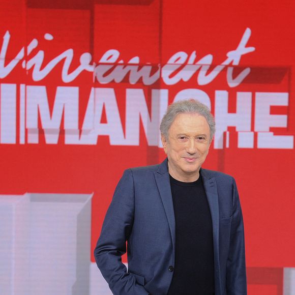 Exclusif - Michel Drucker - Enregistrement de l'émission "Vivement Dimanche", présentée par M.Drucker et diffusée le 15 septembre sur France 3. Le 10 septembre 2024
© Guillaume Gaffiot / Bestimage
