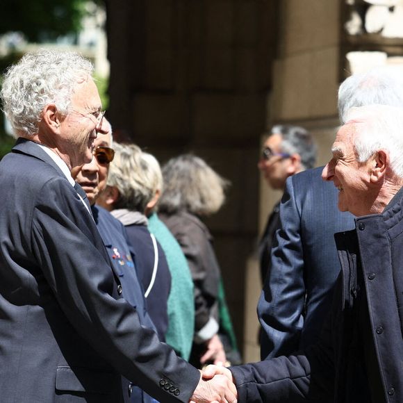 Nelson Monfort, journaliste assistant à la cérémonie d'enterrement de Daniel Bilalian à l'église Saint-Pierre de Neuilly-sur-Seine, près de Paris, France, le 22 mai 2025. Photo par Raphael Lafargue/ABACAPRESS.COM