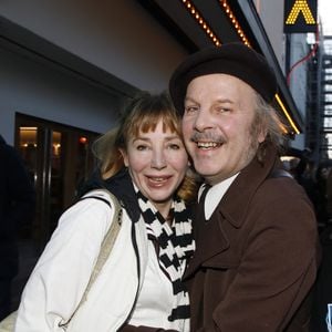 Philippe Katerine, Julie Depardieu -  Arrivées à la première du film Astérix et Obélix "L'Empire du Milieu" au cinéma Le Grand Rex à Paris.

Photo : Agence / Bestimage