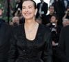 C’est à la suite d’un récit enthousiasmant de son amie Isabella Rossellini qu’elle découvre l’île et en tombe amoureuse.
Carole Bouquet - Montée des marches du film « The Mastermind » lors du 78ème Festival International du Film de Cannes, au Palais des Festivals à Cannes. Le 23 mai 2025
© Olivier Borde/ Bestimage