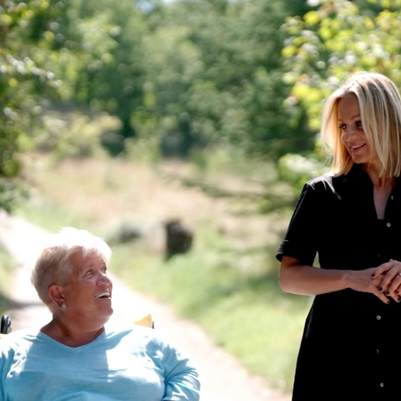 Mimie Mathy en interview pour "Sept à Huit" avec Audrey Crespo-Mara. Capture Instagram Sept à Huit - TF1