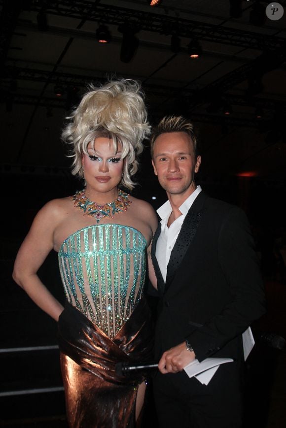 Exclusif - Nicky Doll et Cyril Féraud lors de la soirée des trente ans des Trophées de la nuit au Carrousel du Louvre à Paris le 13 janvier 2025.

© Philippe Baldini / Bestimage