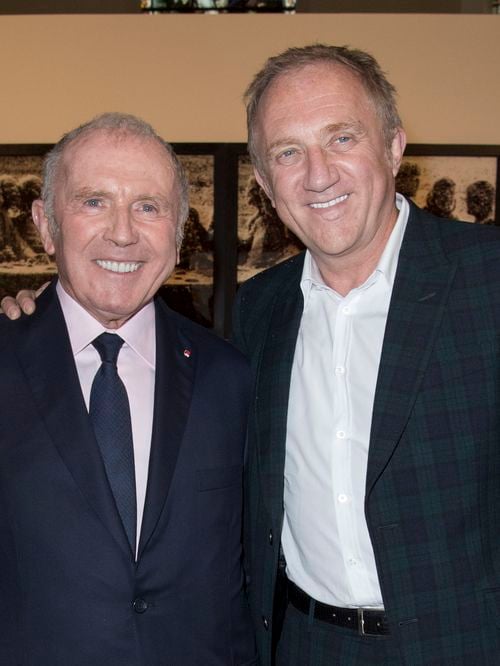 Plus d’un demi-siècle après sa création, la famille Pinault met la main sur une maison iconique de joaillerie colorée