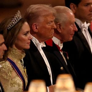 Donald J. Trump et le roi Charles III d'Angleterre lors du banquet d'Etat au château de Windsor en l'honneur de la visite officielle de président Donald Trump et de la Première dame Melania au Royaume-Uni. © PA Photo/ Bestimage