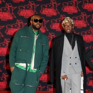 Gims, Dadju lors de la 23ème édition des NRJ Music Awards 2021 au Palais des Festivals de Cannes, le 20 novembre 2021.
© Dominique Jacovides/Bestimage