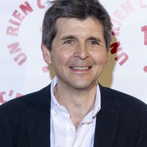 Thomas Sotto continue de voir les chroniqueurs de "Télématin", et notamment Flavie Flament.

Thomas Sotto au photocall des invités au dîner de gala de l'association "Un rien c'est tout" au musée de l'armée aux Invalides, à Paris, le 7 mars 2024.

Photo : Cyril Moreau / Bestimage