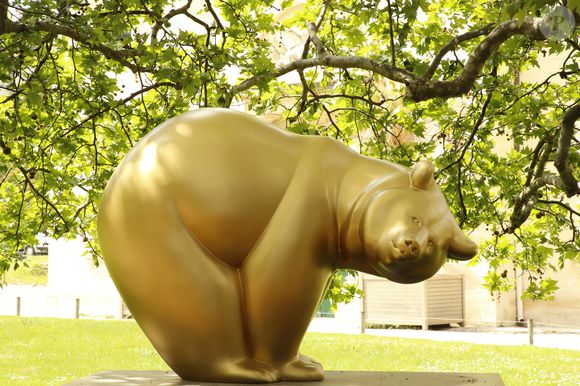 Illustration de l'exposition "Fragiles Colosses" du sculpteur Michel Bassompierre au Jardin des Plantes à Paris. Le 7 mai 2021
© Christophe Aubert via Bestimage