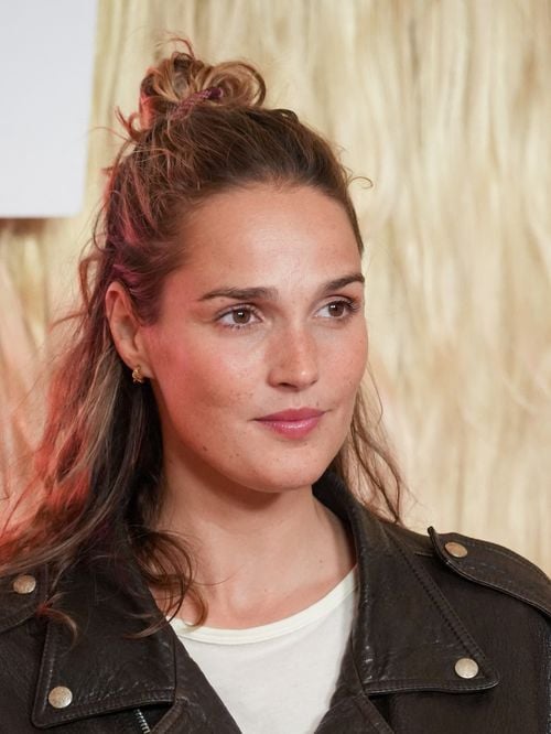 "On ne te demande pas ton avis, il s’en va" : Camille Lou descendue à 50 kilos après la fin de son couple, une décision qui n’était pas la sienne