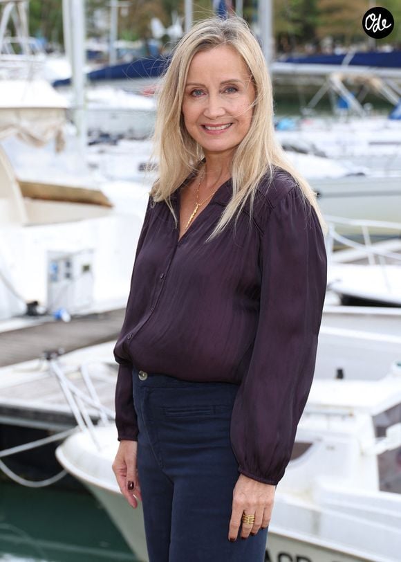 Olivier Marchal est séparé depuis 2015 de Catherine Marchal, la mère de ses quatre enfants, mais le couple n’a jamais divorcé.

Catherine Marchal - Photocall de la série "ici tout commence" lors de la 28ème édition du Festival de la Fiction TV de la Rochelle le 19 septembre 2026. Denis Guignebourg/Bestimage