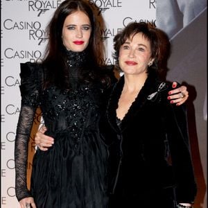 Eva Green et sa mère Marlène Jobert lors de la première de Casino Royale à Paris (archive)
©RINDOFF-GUIREC / BESTIMAGE