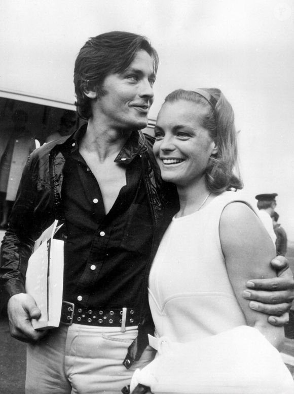 Le 12 août 1968 - Nice, France - Alain Delon et Romy Schneider, un ancien couple de la vie réelle, sont réunis à l'écran dans un drame psychologique fascinant, l'un des films les plus connus de Jacques Deray - La Piscine. © Keystone USA Collection / Bestimage