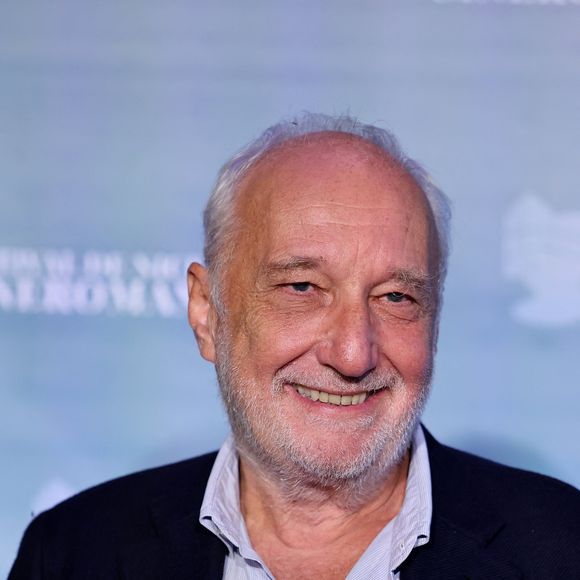 François Berléand - Photocall lors de la 6ème Edition du Festival Cinéroman à Nice, dédié aux adaptations cinématographiques de roman. Le 2 octobre 2024. © Dominique Jacovides-Bruno Bebert / Bestimage