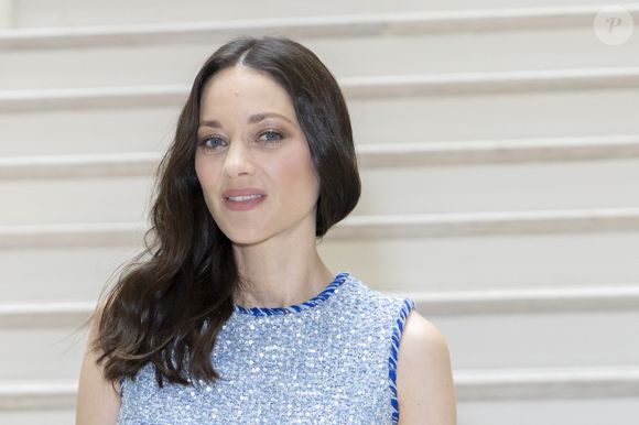 Marion Cotillard au défilé Chanel 2 "Collection Haute Couture Automne/Hiver 2025-2026" lors de la Fashion Week de Paris, le 8 juillet 2025.

© Olivier Borde / Bestimage