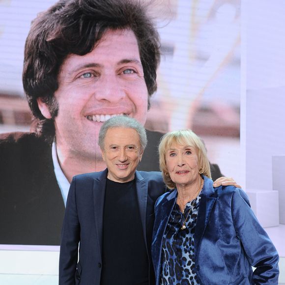 Exclusif - Michel Drucker et Maryse Grimaldi - Enregistrement de l'émission "Vivement Dimanche, Spéciale Joe Dassin", présentée par M. Drucker et diffusée le 12 novembre 2023 sur France 3, au Studio Gabriel à Paris. © Guillaume Gaffiot / Bestimage