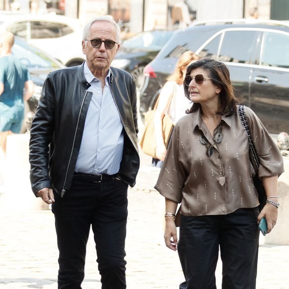 Alors ce vendredi, Fabrice Luchini avait bien besoin du soutien de la femme qu'il aime

Fabrice Luchini et sa compagne Emmanuelle Garassino - Arrivées aux obsèques de Philippe Labro en l'église de Saint-Germain-des-Prés à Paris le 13 juin 2025. © Dominique Jacovides - Christophe Clovis / Bestimage