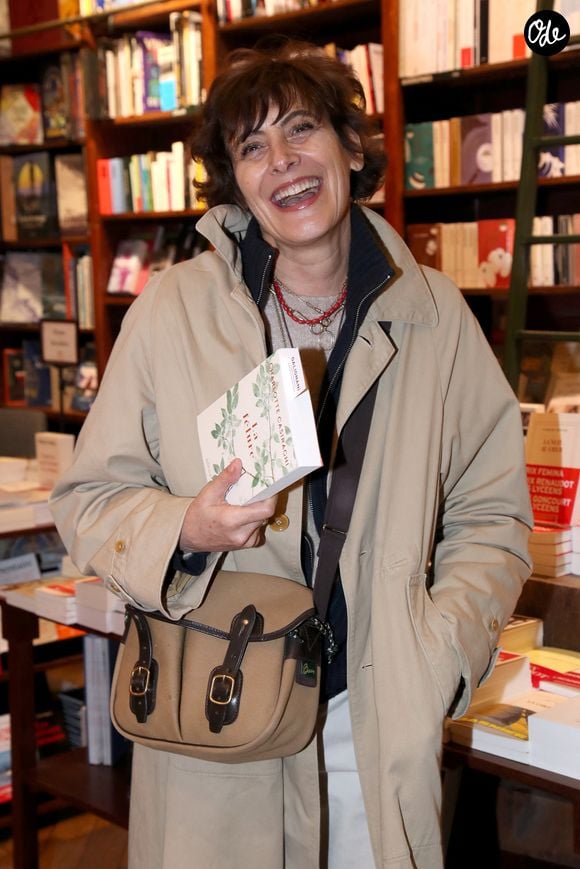 Exclusif - Inès de La Fressange - Charlotte Casiraghi dédicace son livre "La fêlure" à la Librairie Galignani à Paris le 3 Fevrier 2026. © Bertrand Rindoff / Bestimage