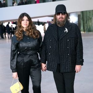 Sébastien Tellier s’est confié dans les colonnes de “M le Monde” sur sa vie personnelle et artistique.

Amandine de la Richardière et Sébastien Tellier - Célébrités au Défilé de Mode Chanel, Collection Haute Couture Printemps / Été 2025, dans le cadre de la Fashion Week de Paris, France.

© Bertrand Rindoff / Bestimage