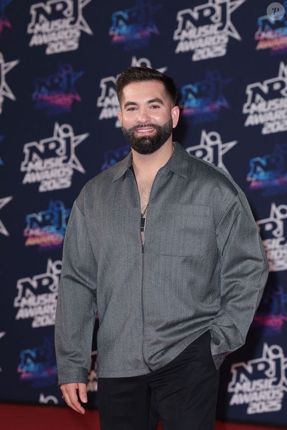 Kendji Girac au photocall de la 27ème édition des NRJ Music Awards au palais des Festivals de Cannes, France, le 31 octobre 2025. © Dominique Jacovides/Bestimage