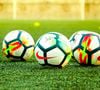Ancien joueur du FC Sens, Théo Gomis s'est reconverti dans l'entrepreneuriat.

Un ancien joueur de football ouvre un bar à dessert.