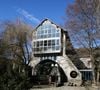 Rassemblement pour les 40 ans de la mort de Claude François à l'église de Dannemois et au cimetière puis visite du moulin ou il habitait le 11 mars 2018. Agence/Bestimage
