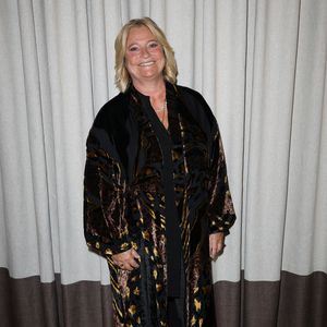 Mère de trois enfants, elle précise que ceux-ci font carrière loin des projecteurs et sous un autre nom.
Exclusif - Marina Carrère d'Encausse - Remise du prix "Fonds de dotation Line Renaud-Loulou Gasté" pour la recherche médicale à la Maison de la Recherche à Paris le 15 novembre 2023. © Coadic Guirec/Bestimage