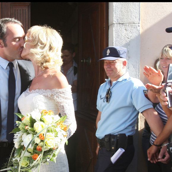 Alexandra Lamy et Jean Dujardin le 25 juillet 2009 à Anduze. © JACOVIDES-MOREAU / BESTIMAGE