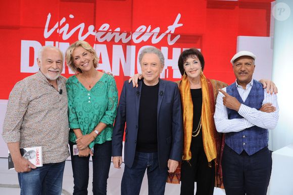 Exclusif - Francis Perrin, Corinne Touzet, Michel Drucker, Anny Duperey, Pascal Legitimus - Enregistrement de l'émission "Vivement Dimanche", présentée par M.Drucker et diffusée le 15 septembre sur France 3. Le 10 septembre 2024 © Guillaume Gaffiot / Bestimage
