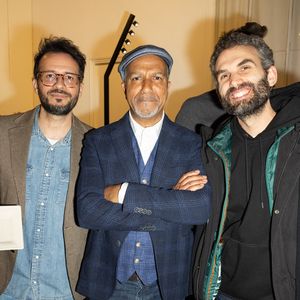 Exclusif - Laurent Barat, Pascal Légitimus, Christophe Carotenuto - Pascal Legitimus célèbre ses cinquante ans de carrière et présente une exposition photographique de son travail sur les coquillages au Studio Design Center à Paris le 24 mars 2025.

© Jeremy Melloul / Bestimage
