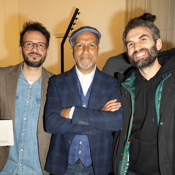 Exclusif - Laurent Barat, Pascal Légitimus, Christophe Carotenuto - Pascal Legitimus célèbre ses cinquante ans de carrière et présente une exposition photographique de son travail sur les coquillages au Studio Design Center à Paris le 24 mars 2025.

© Jeremy Melloul / Bestimage