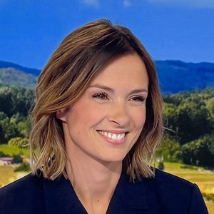 Jacques Legros présente son dernier JT de 13 heures en sa qualité de joker pendant près de 26 ans sur TF1 .Emu aux larmes, le journaliste a passé le relais à Isabelle Ithurburu © Agence via Bestimage