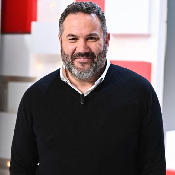 Il ne regrette pas non plus d'avoir quitté BFMTV pour TF1.

Exclusif - Bruce Toussaint - Enregistrement de l'émission "Vivement Dimanche", présentée par M.Drucker et diffusée le 19 novembre sur France 3, au Studio Gabriel à Paris
© Guillaume Gaffiot / Bestimage