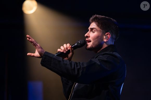 Exclusif - Concert de Julien Lieb (finaliste de la Star Academy 2023) à La Cigale à Paris, le 24 septembre 2025. Dans son premier album, "Naufragé", à paraître le 26 septembre 2025, l'artiste raconte ses difficultés et sa renaissance musicale.
© Jérémy Melloul / Bestimage