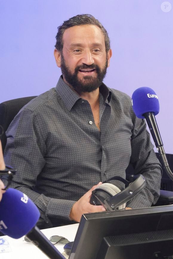 Exclusif - Cyril Hanouna sur le plateau de l'émission "On marche sur la tête", diffusée en direct sur Europe 1. Le 26 août 2024
© Jack Tribeca / Bestimage